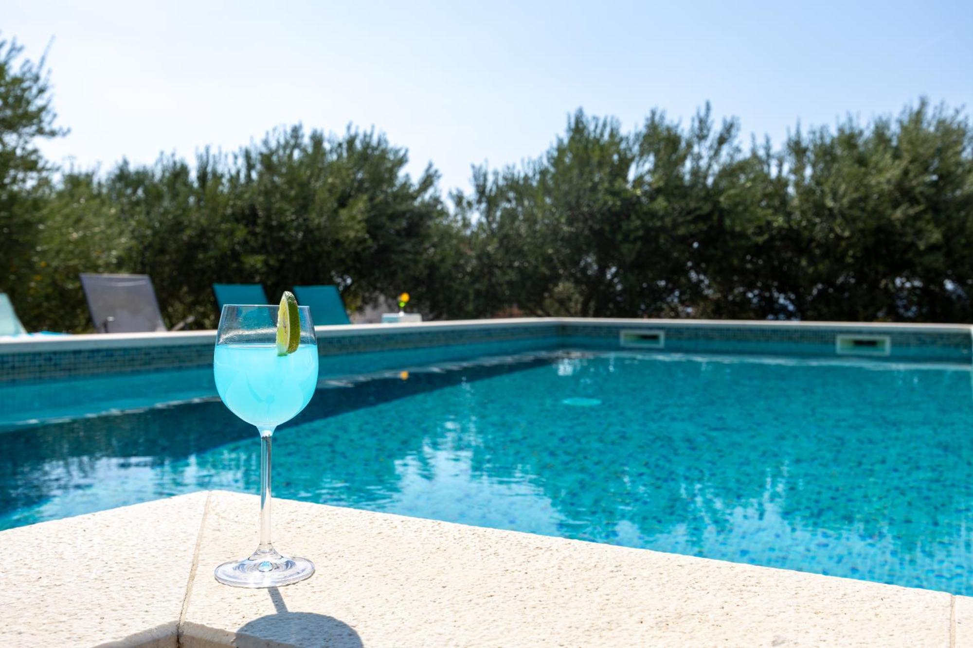 Casa Felice Apartments-Holiday Home Kaštela المظهر الخارجي الصورة