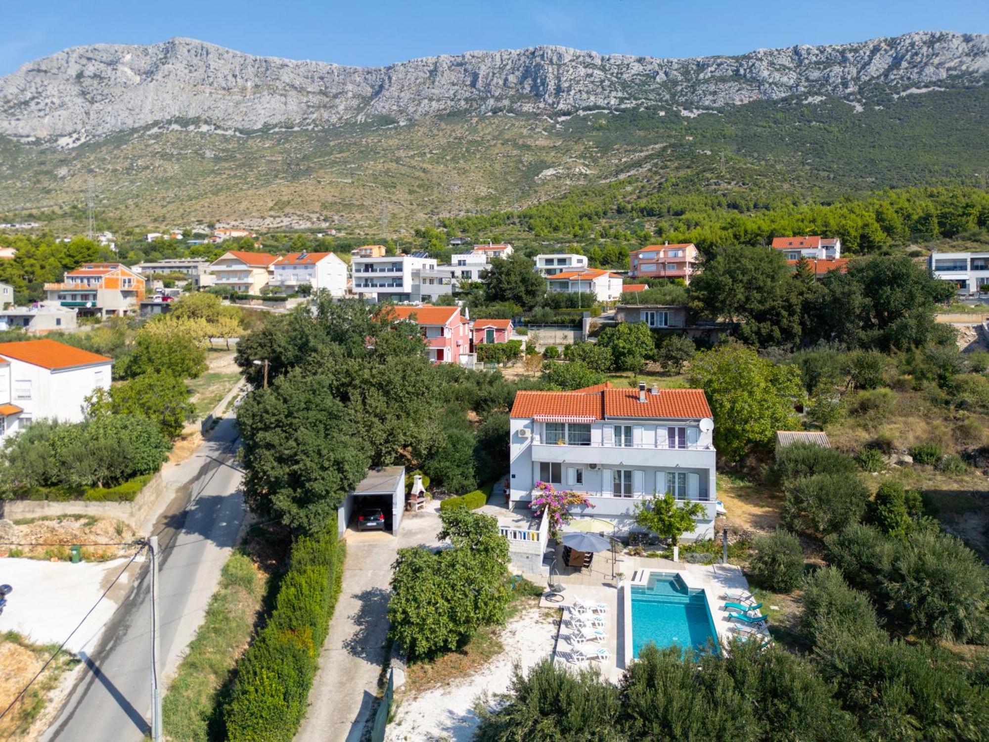 Casa Felice Apartments-Holiday Home Kaštela المظهر الخارجي الصورة