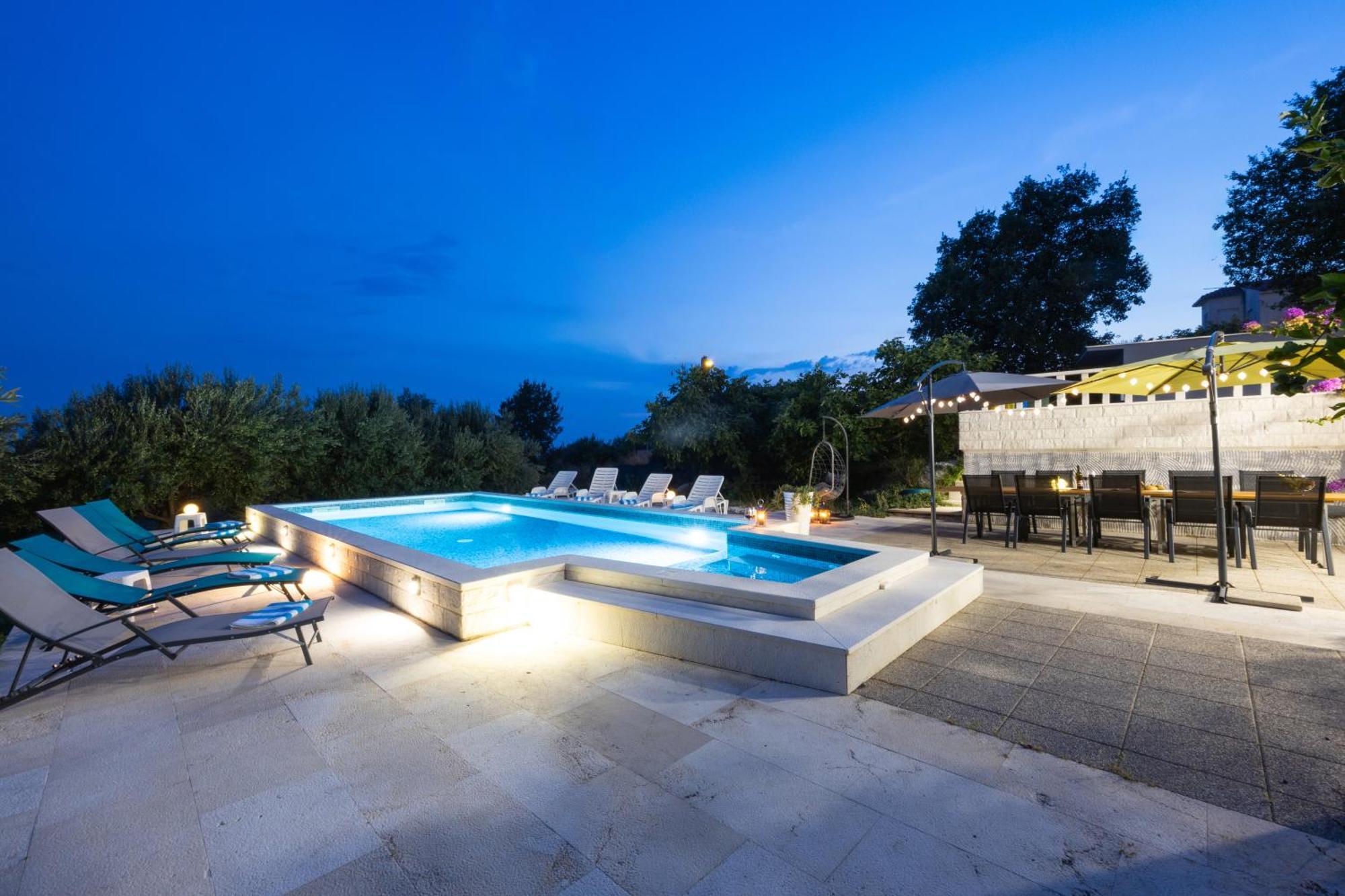 Casa Felice Apartments-Holiday Home Kaštela المظهر الخارجي الصورة