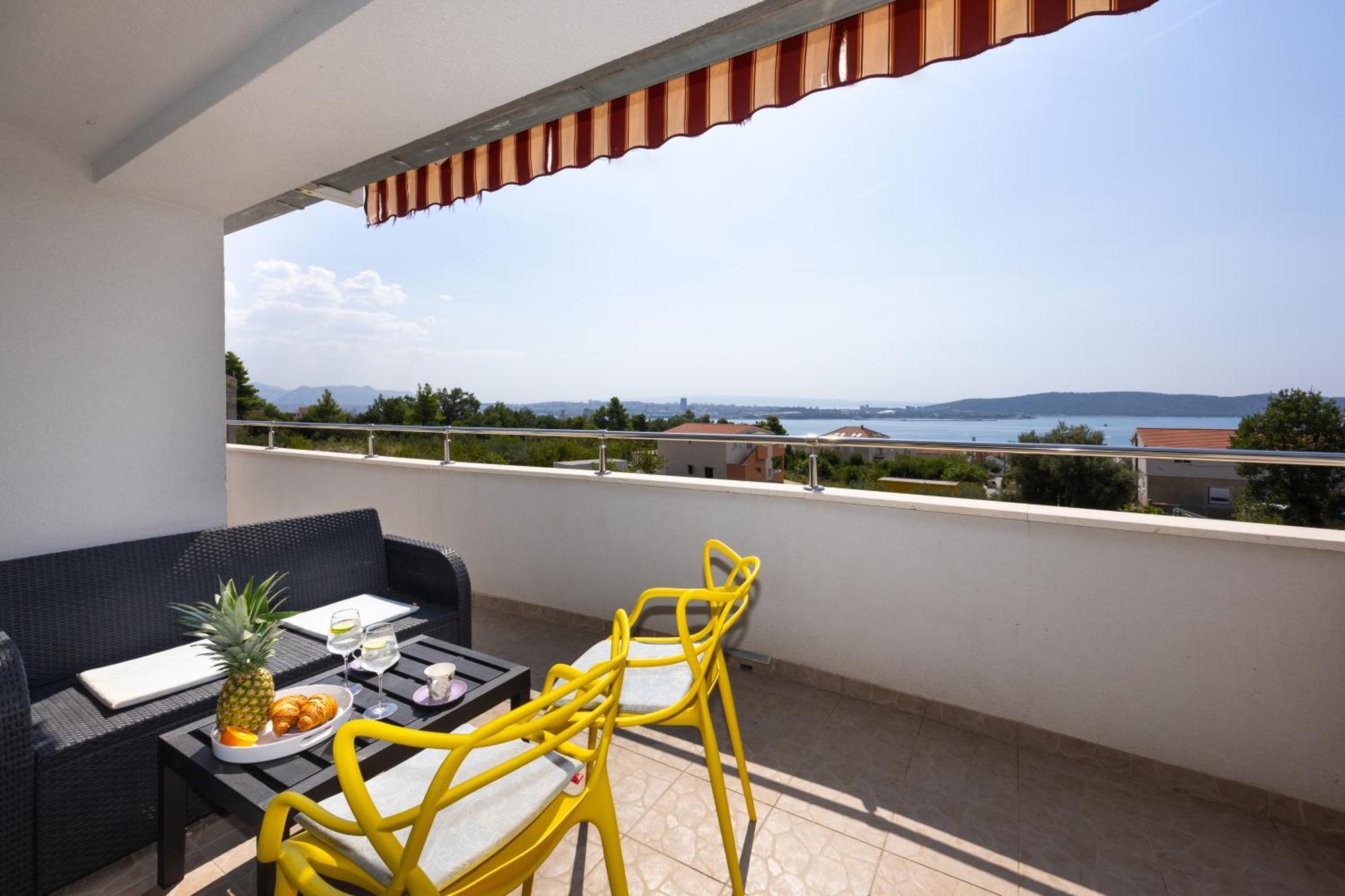 Casa Felice Apartments-Holiday Home Kaštela المظهر الخارجي الصورة