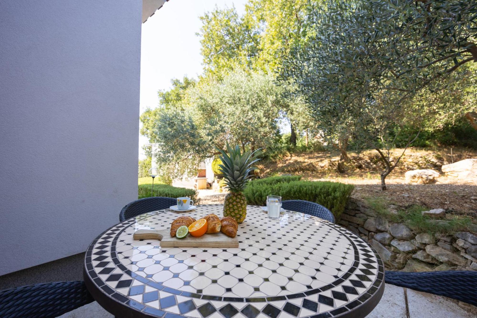 Casa Felice Apartments-Holiday Home Kaštela المظهر الخارجي الصورة