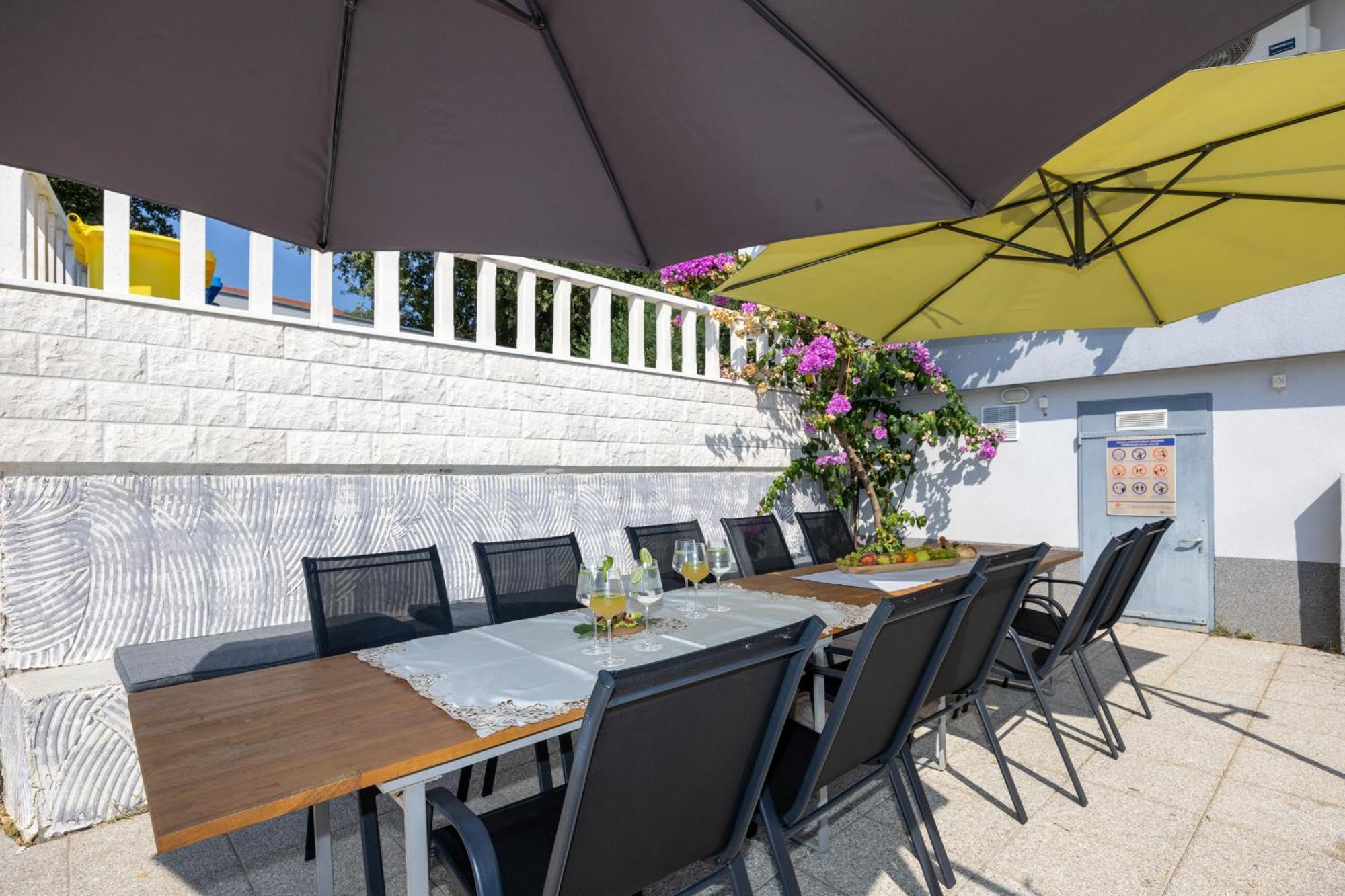 Casa Felice Apartments-Holiday Home Kaštela المظهر الخارجي الصورة
