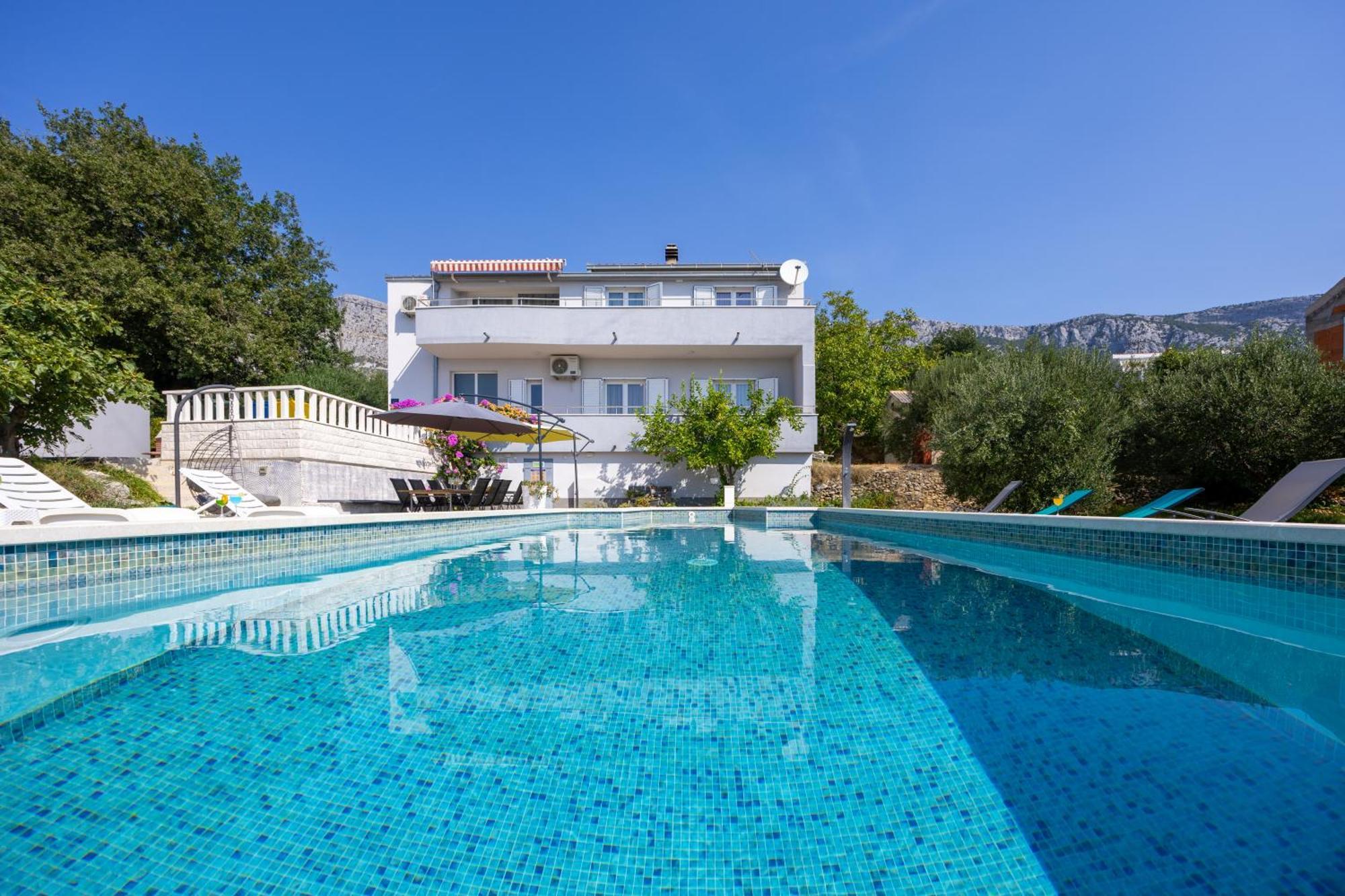 Casa Felice Apartments-Holiday Home Kaštela المظهر الخارجي الصورة