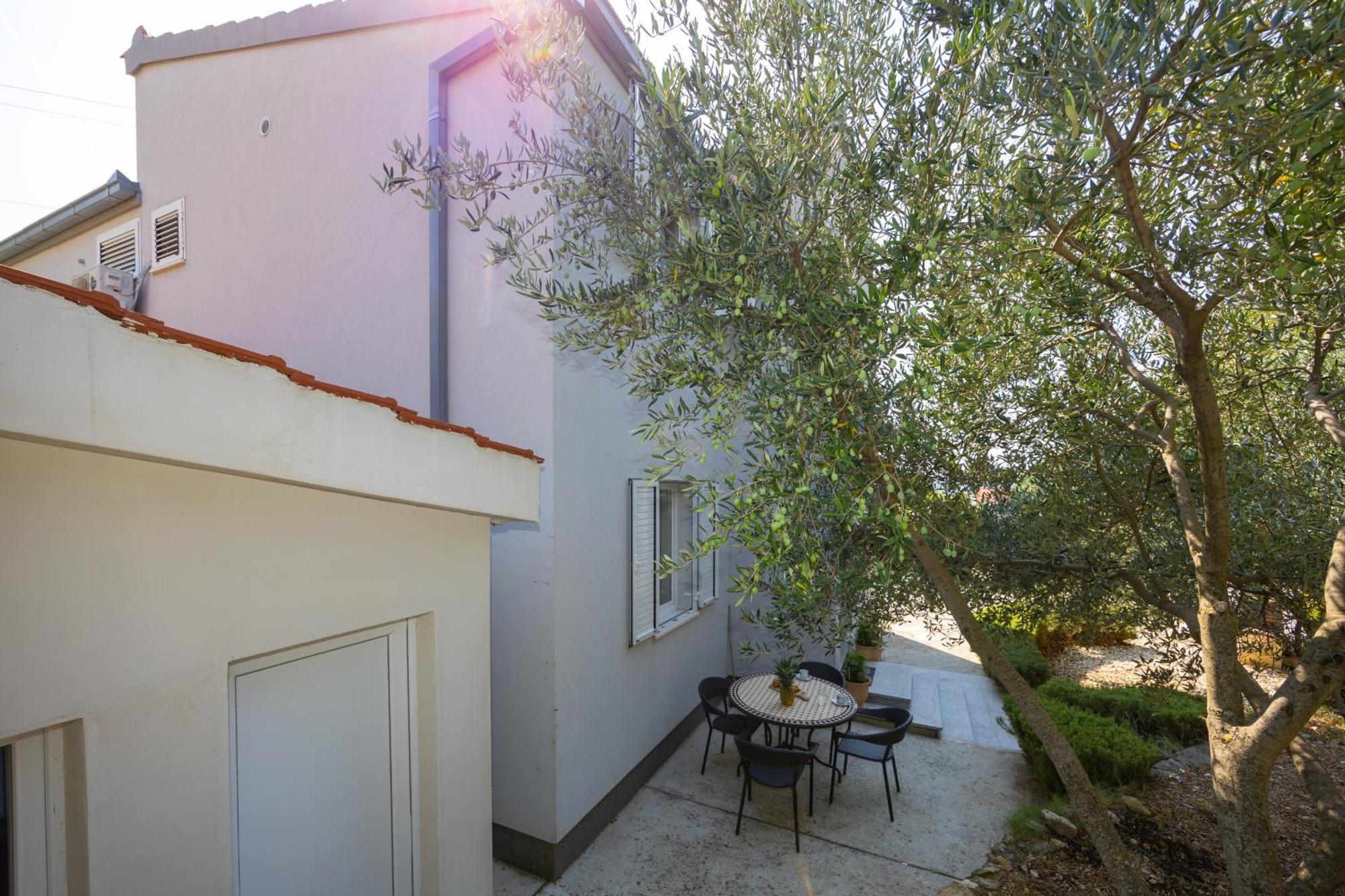 Casa Felice Apartments-Holiday Home Kaštela المظهر الخارجي الصورة